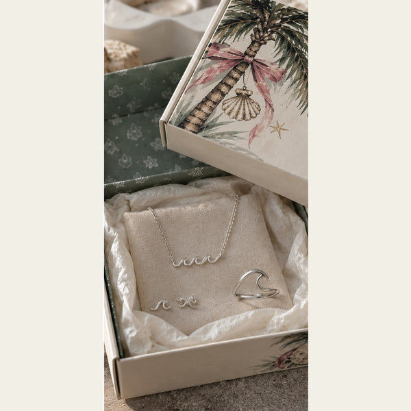 BEYOU Wave Rider sterling silver gift set in holiday gift box